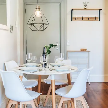 Terrace Pool Apartment Oporto By Lovelystay Buitenkant foto