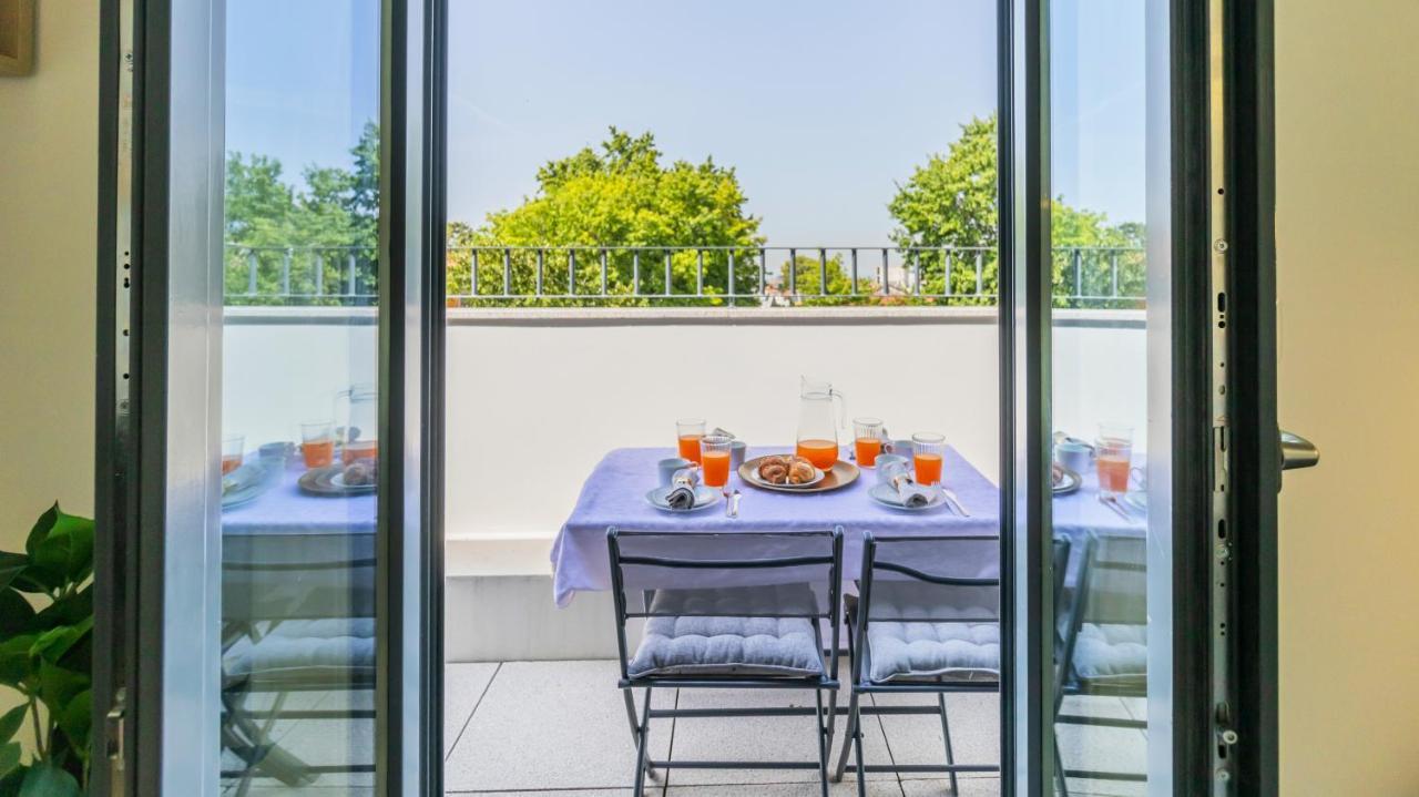 Appartement Terrace Pool By Lovelystay